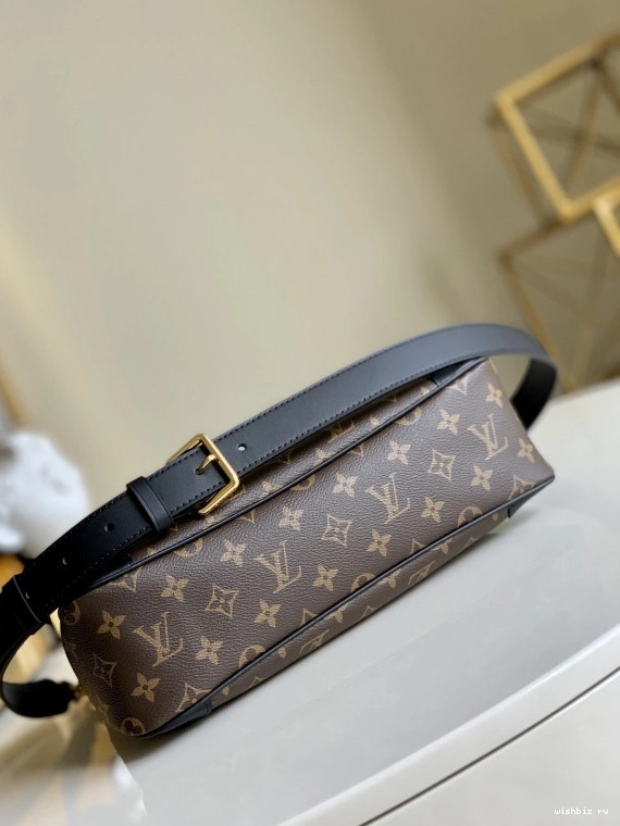 WIS ODÉON VUITTON LOUIS MM 0902